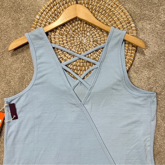 NWT Freely Women’s Addie Tank Top Sleeveless V-Neck Outdoor in Clear Sky Blue L - Picture 6 of 13